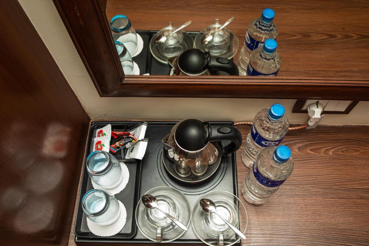 Gautam Buddha Airport Hotel Siddharthanagar Ngoại thất bức ảnh